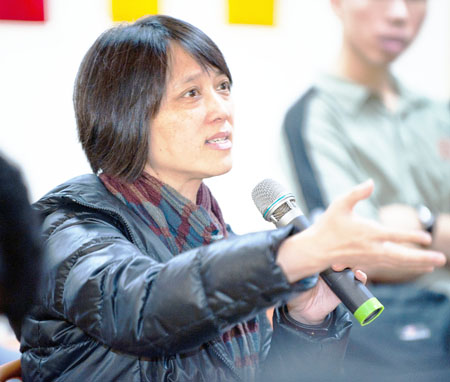 台灣性別人權協會秘書長王蘋表示，言論自由的環境下學生論述能力貧乏，性別的議題不只針對校園小眾或個人。（圖文／姜林佑）