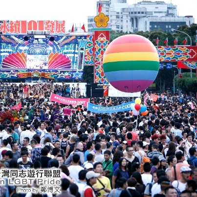 超過六萬五千人，至少二十三國同志參與2012第十屆台灣同志遊行